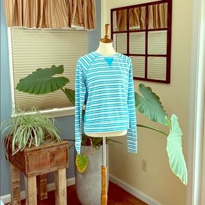 Lululemon blue and white long sleeve shirt